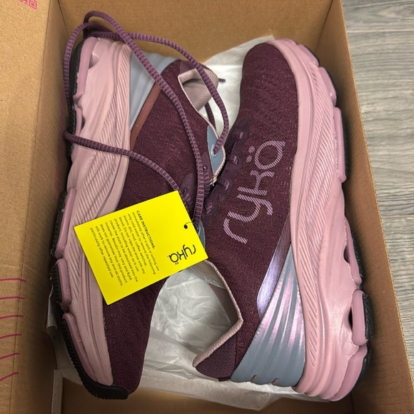 Ryka Made For Women Devotion X Max RS (WIDE) - Picture 2 of 10